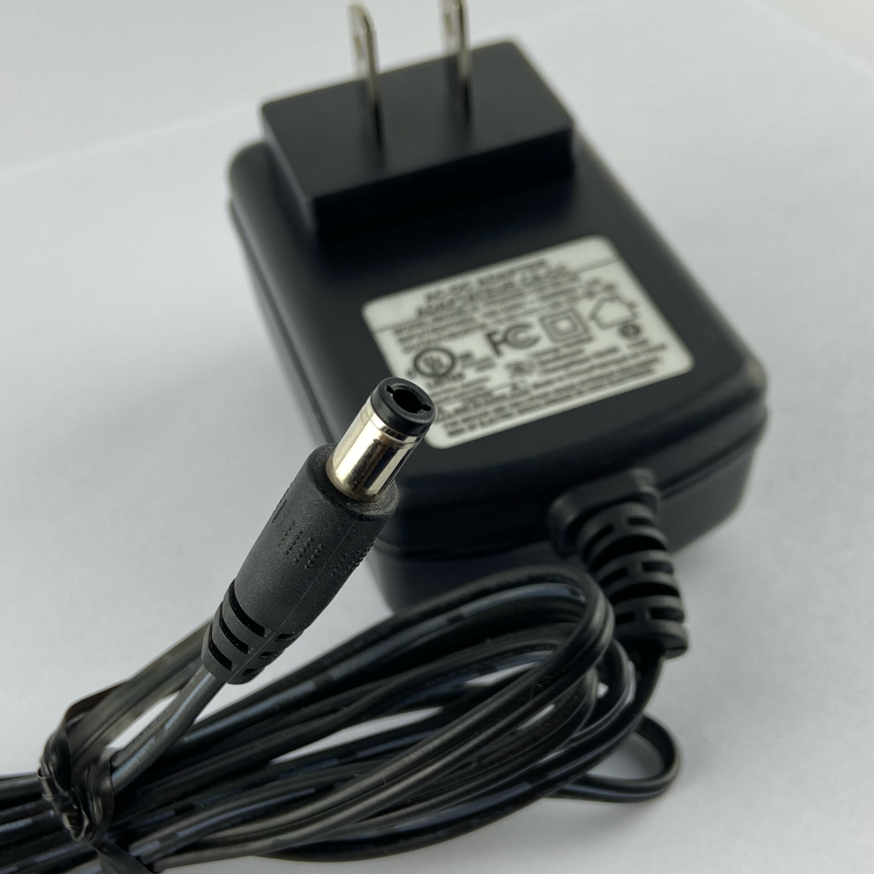 Original AC-DC ADAPTER FR30WB-135180-US Power Adapter Cable Cord Box Adap Brand: AC-DC ADAPTER T