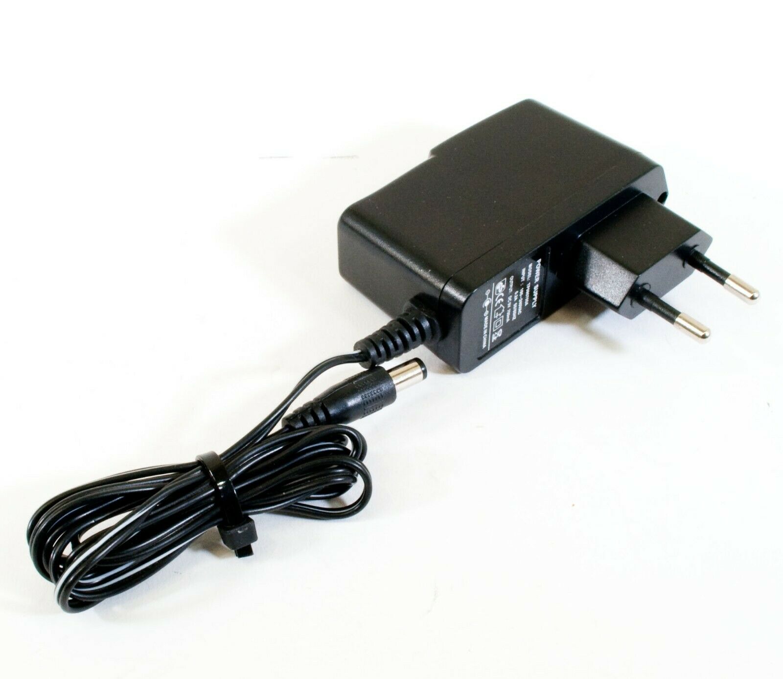 GS TP090700A AC Adapter 9V 700mA Original Charger Power Supply Output Current: 700 mA Voltage: 9 - Click Image to Close