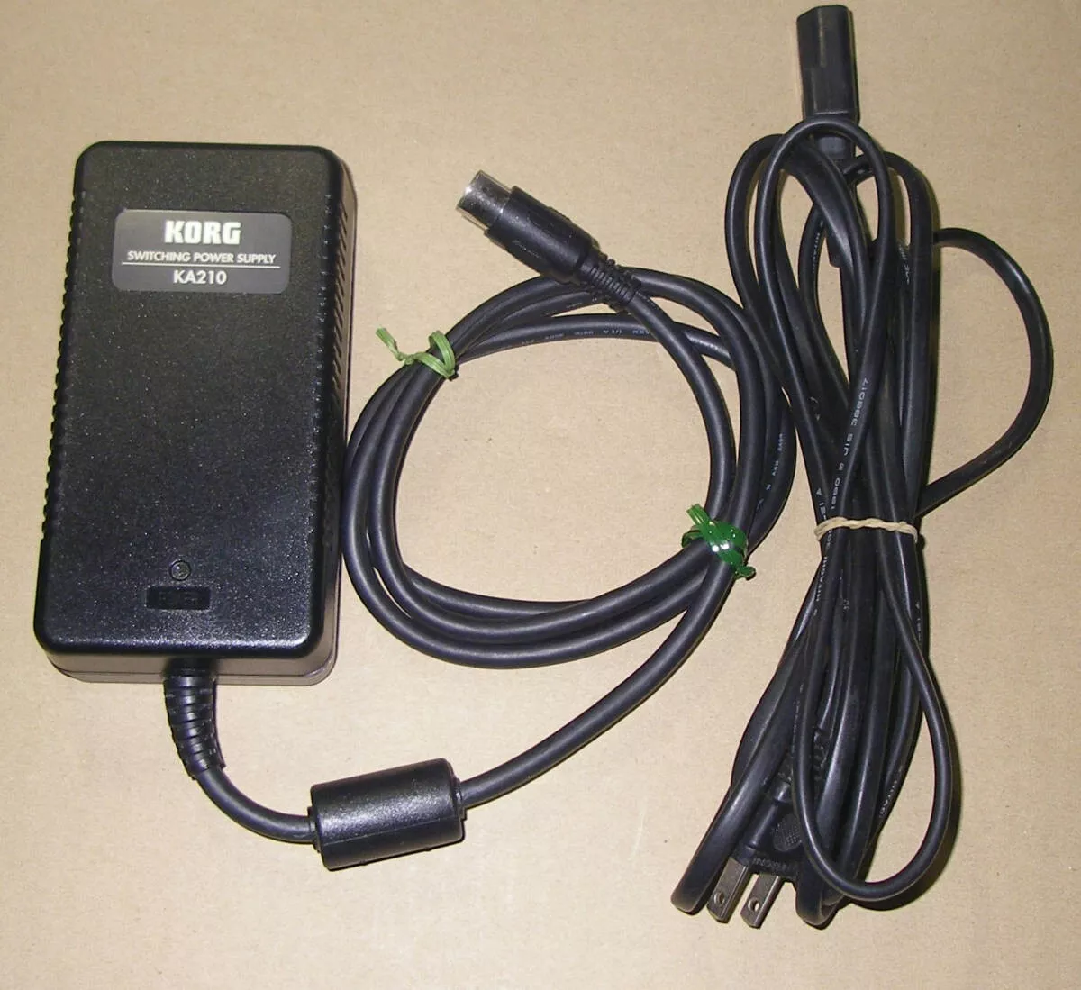 Korg KA210 Power Supply For D1200, D1200CD, D1200 free shipping Brand Korg Compatible Brand For Kor