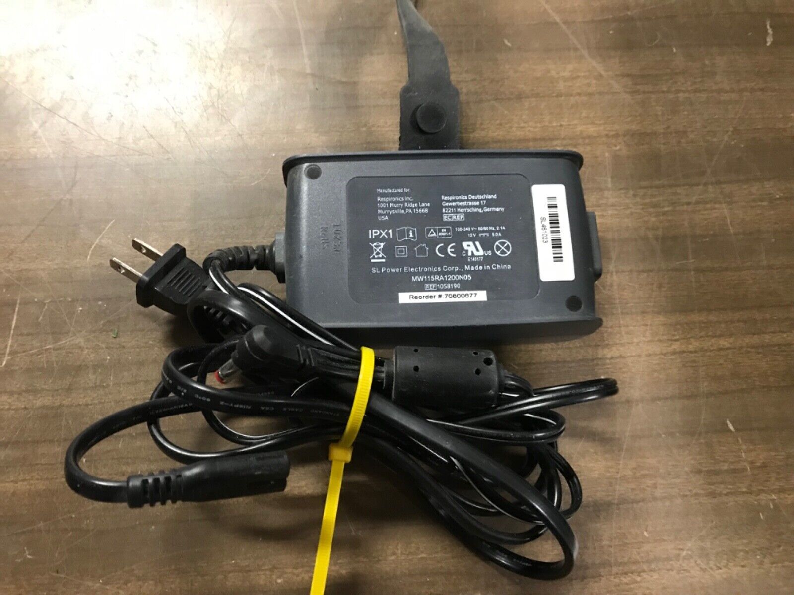 Respironics CPAP IPX1 MW115RA1200N05 Power Supply Adapter 12V 5A AC 1058190 OEM Brand: Philips Typ