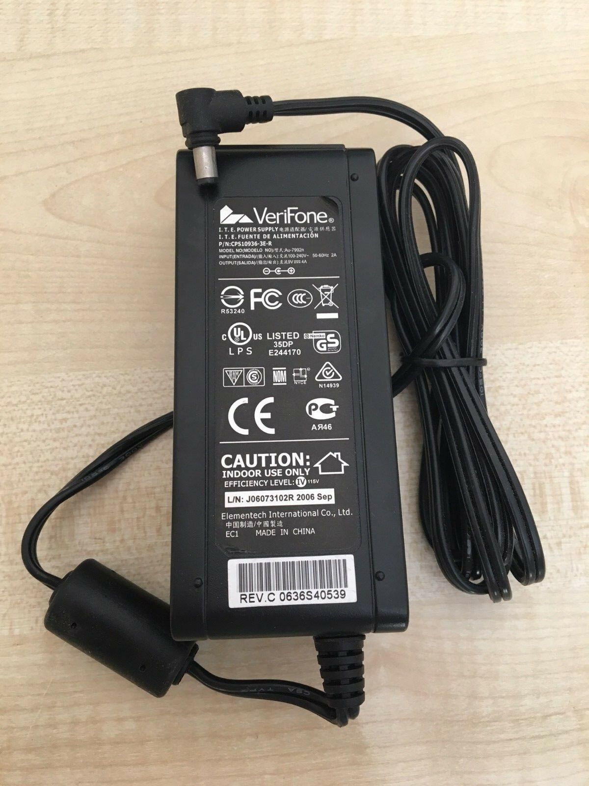 New VeriFone CPS10936-3E-R Omni 3730LE 9V 4A AC Power Adapter for VeriFone POS Charger VX520